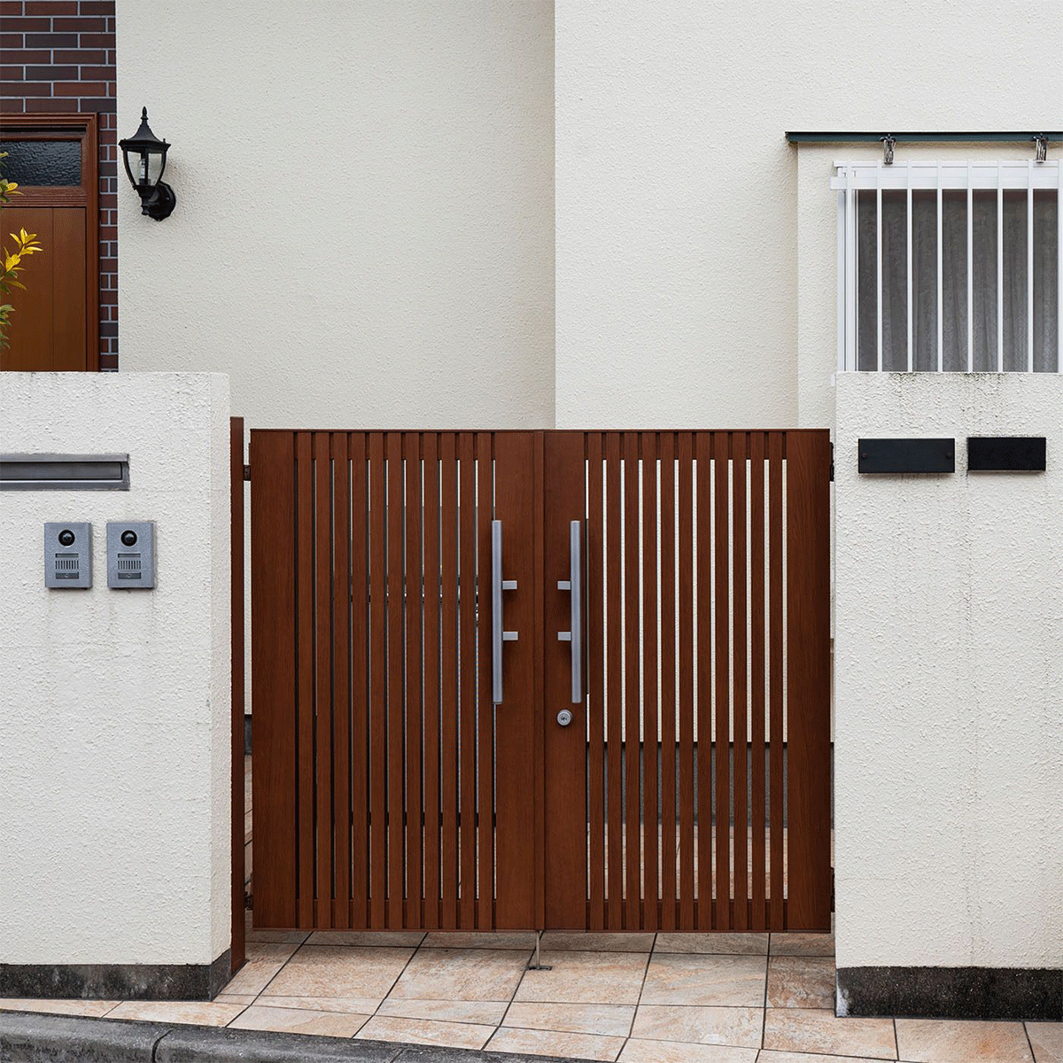 Set mâner din inox, profil drept 40x20mm, culoare satin, 45 grade, lungime 500mm, distanta dintre găuri 300mm - N64.PDP45500.4US